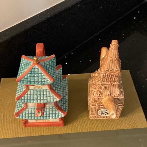 Big Ben & Chinese Asian Pagoda Fitz and Floyd Miniature Teapots Around The World - Picture 2 of 15